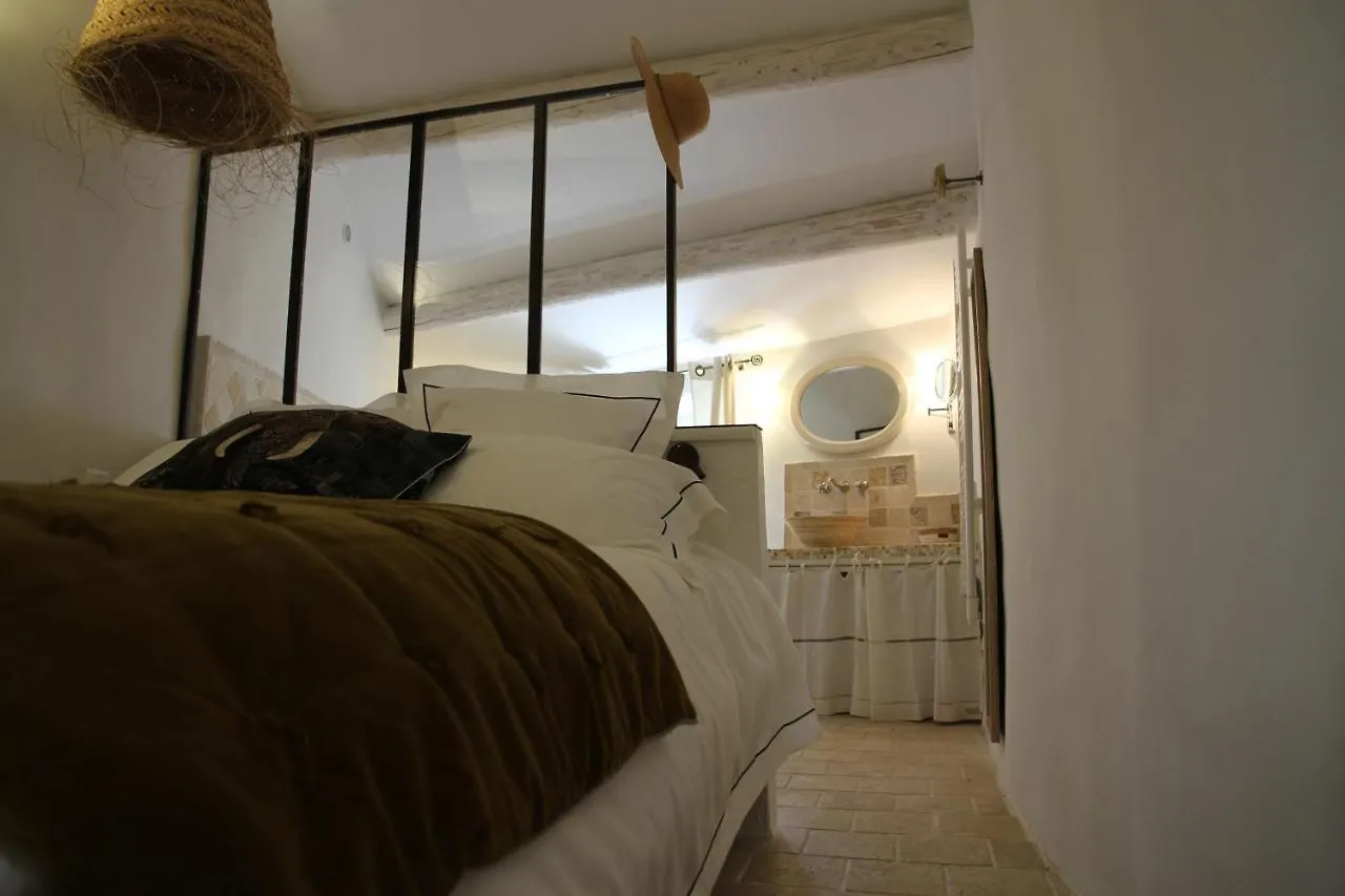 Le Passage Apartment Lourmarin 0*,  France
